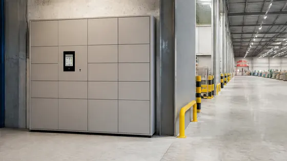 Cloud locker systems for logistics centres — a real-world smart locker setup for 2026